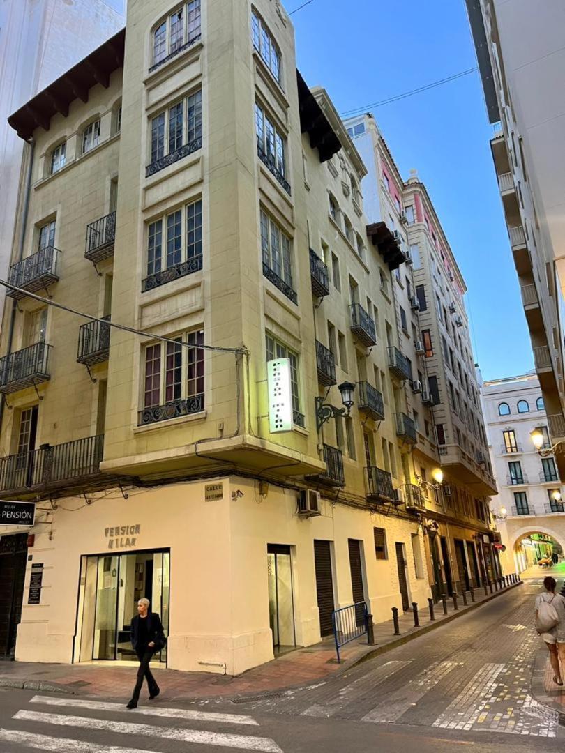 Hostal Milan - Alicante — Photos 2